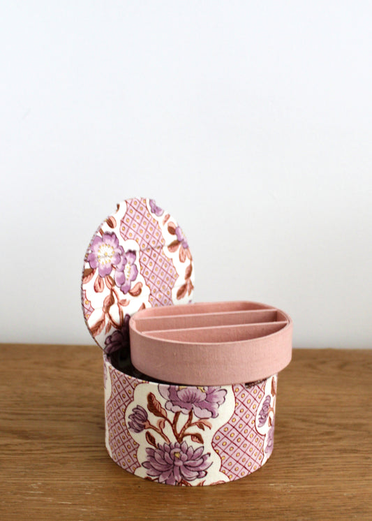 Keepsake Jewelry Box