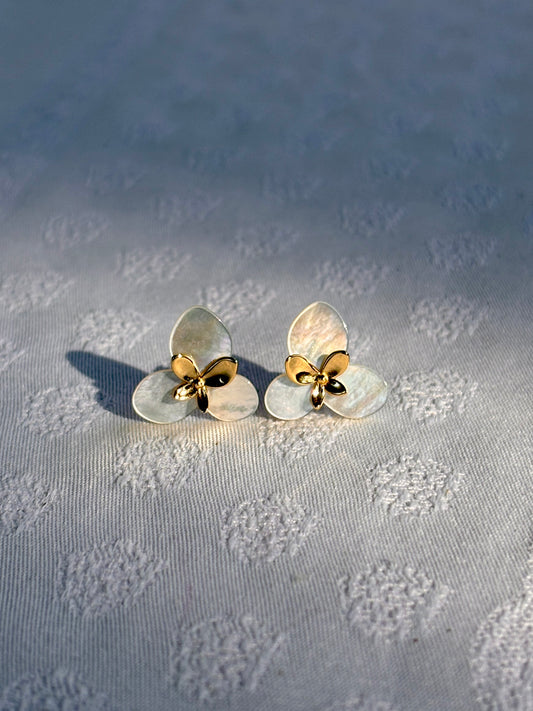 Millie Hydrangea Earrings